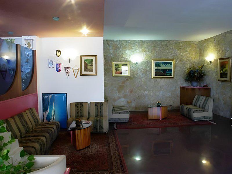 72467ACD829A03AF8E5CEE0A38B9E2D7