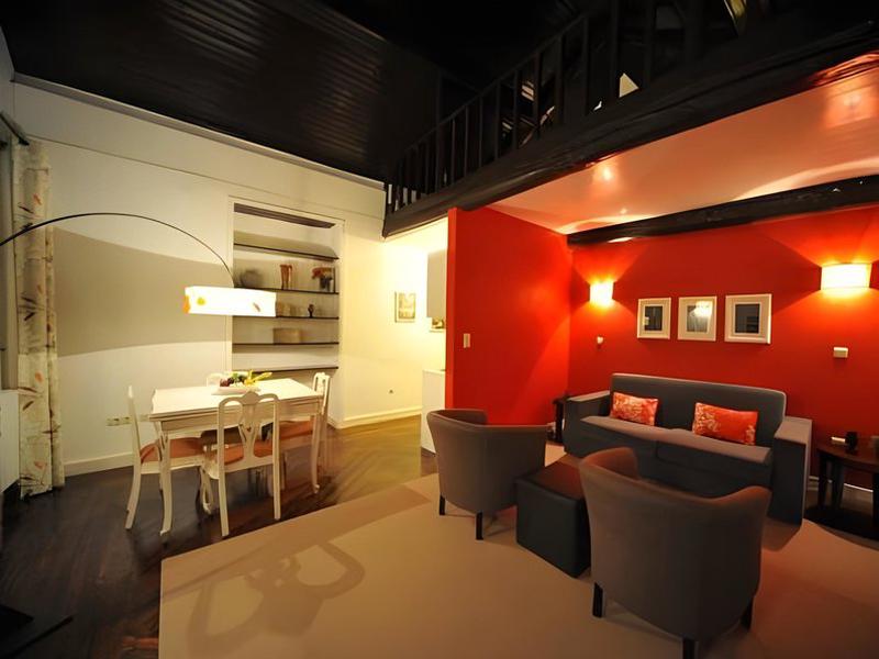 9CEE4228A44F320D9C7BD777DEF24ED4