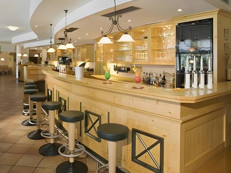 CA9D36612BFFBFE6B070F65BD42BC4A5