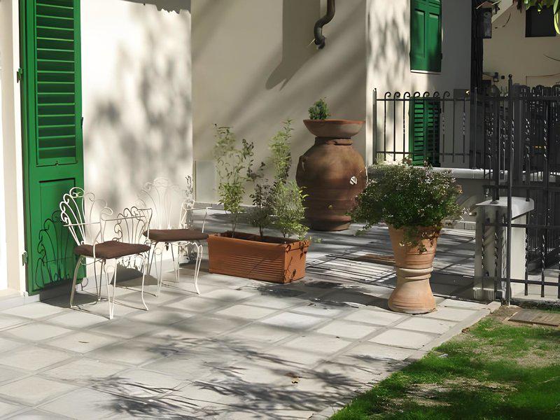 330D3529B81C4846C9449C44E082588C