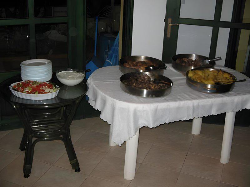 4A21B7AB6FD1AD31F5D9AD68555FB023