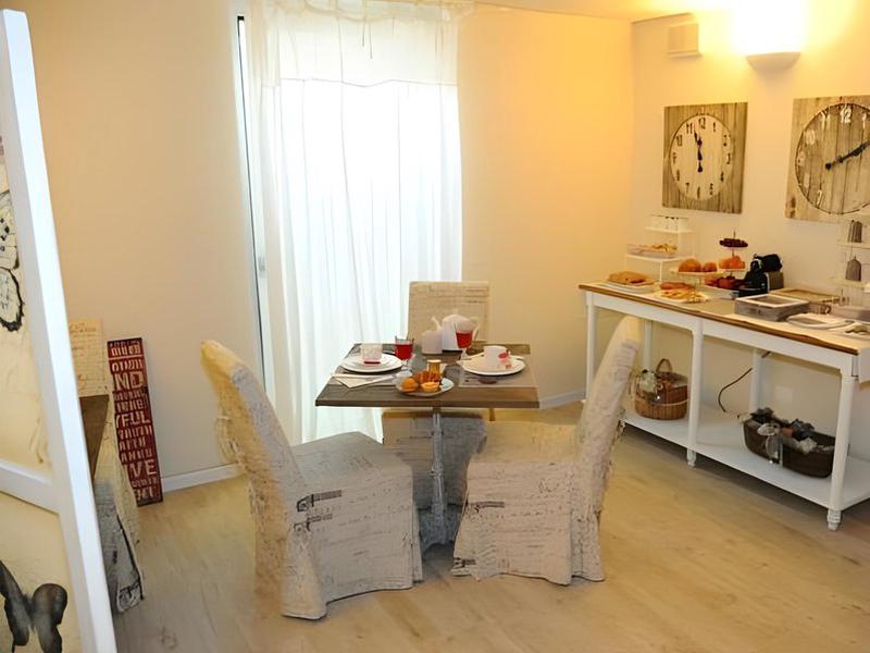 EC30DEC775B7E82B14F90B934878515D