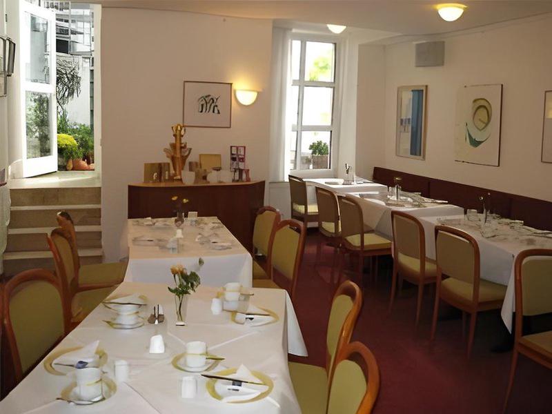 DB0E6D704F18139CBBF203BF8C9CF468