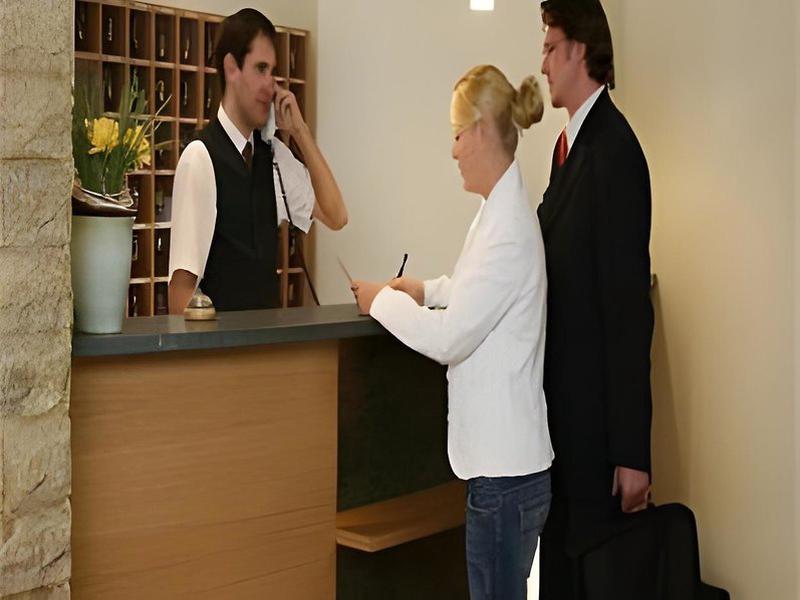 9E9C31569DDE66A53853AEFF3AB9FC48