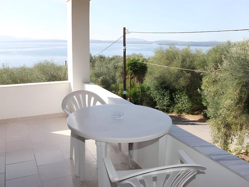 F2B80146DEF683837101ED7A87947079