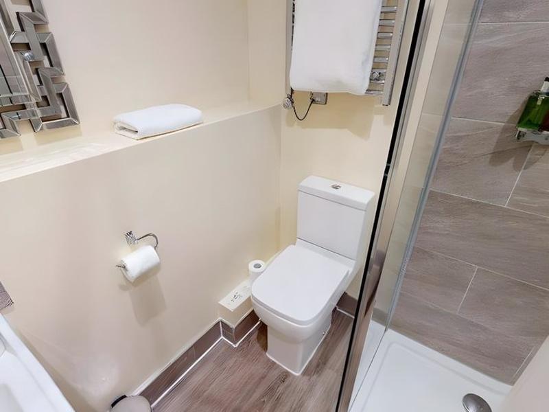 E9F4629345B91EF81273D4A482E2CD38