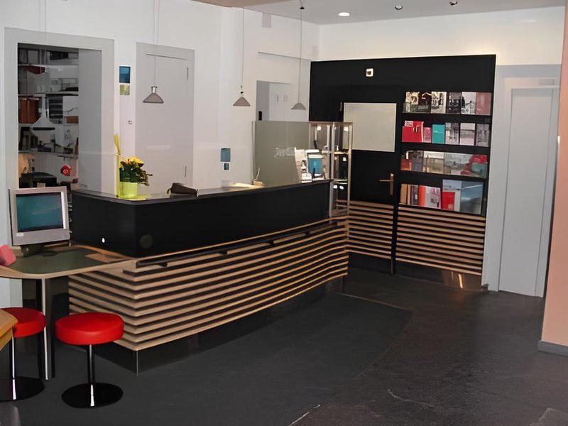 31C18232C39CC588381038EE69032172