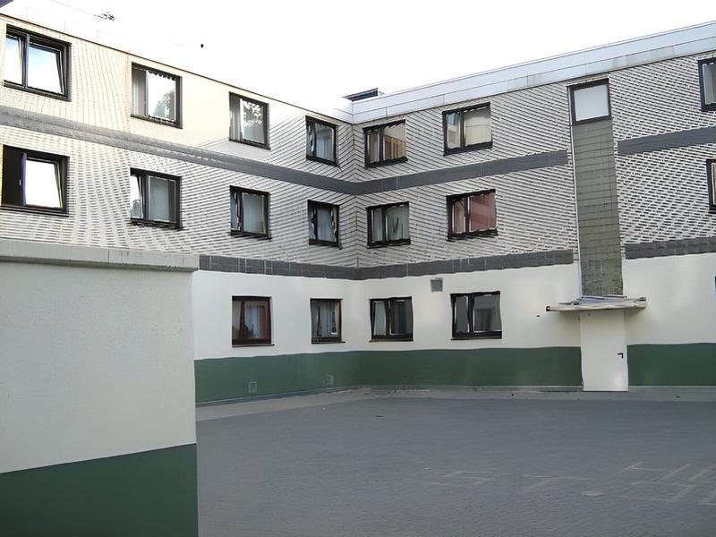 78EF0B94AC84BACAB9051B1BF740AFFF