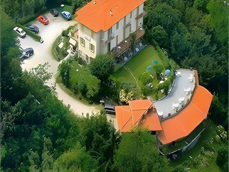 A55B0577FB1E56D7C8B8089C5BFB1940