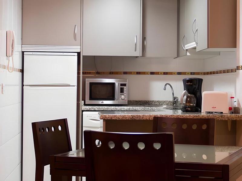 49C4FBE018404CB33195AD3A6E61F5DD