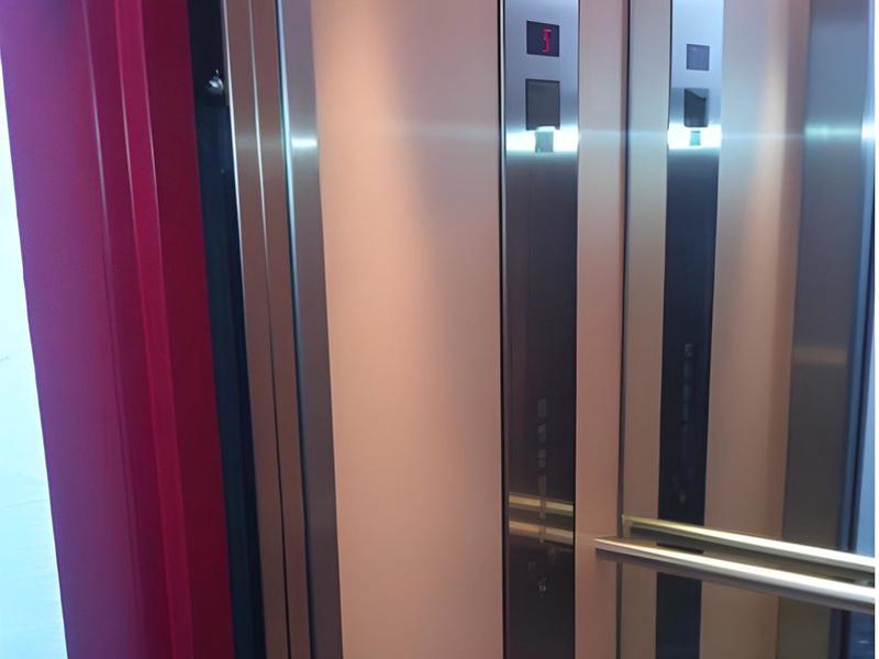 BC978832129F8DD72966776F6F3998FE