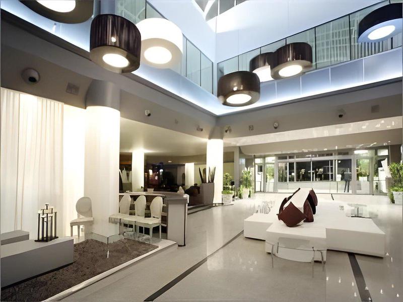 C990ACC716A082FE793373F08F4743E1