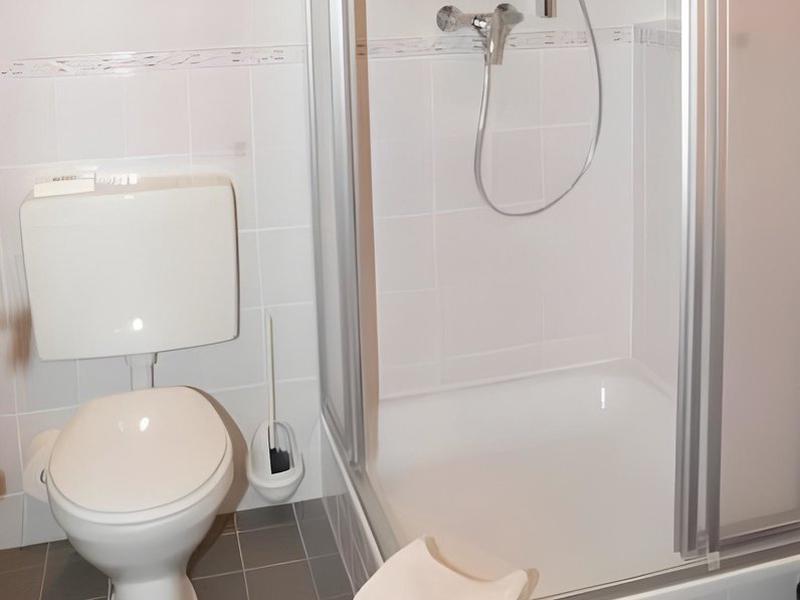 5FE168B600044DAFBB7C202CD1A44F9A