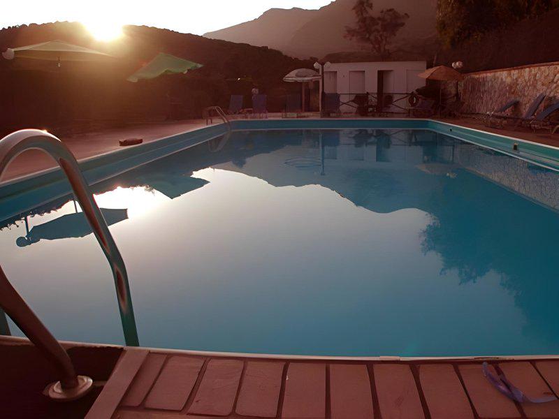 01C917444A2753208F988D72DA7A5E8D