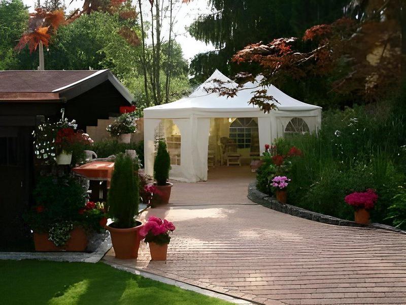 C5584309A65E6FF16ED2500D01DDE236