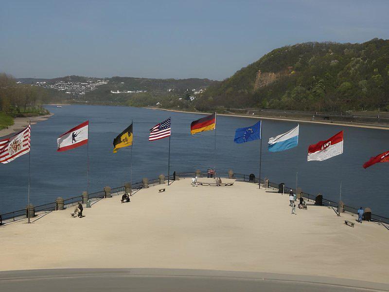 D043A980EE8685ED44625F14F4A4014B