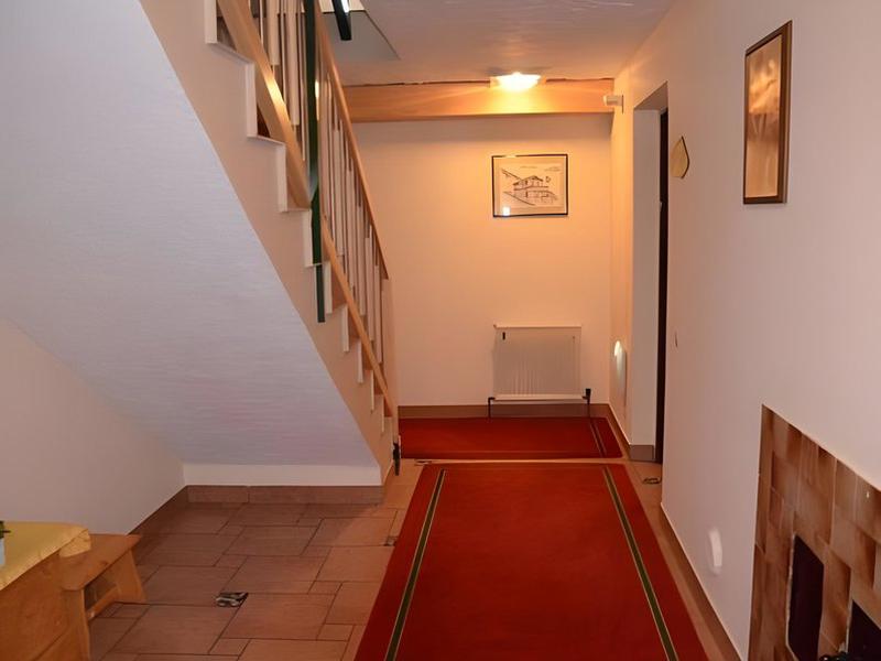 278F296B9FD5BD47EBB685B56C3B8E9E