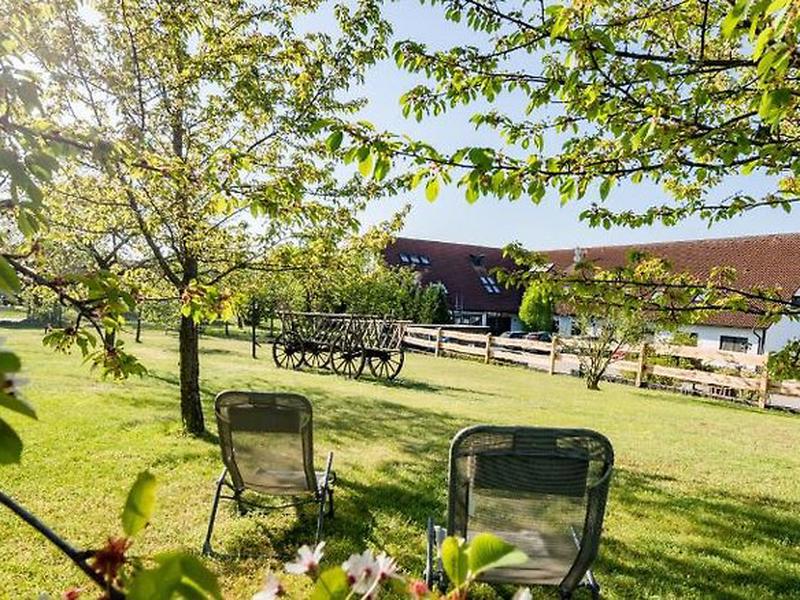 0A4DA62343B6A068FF2B5CCF72BA83CF