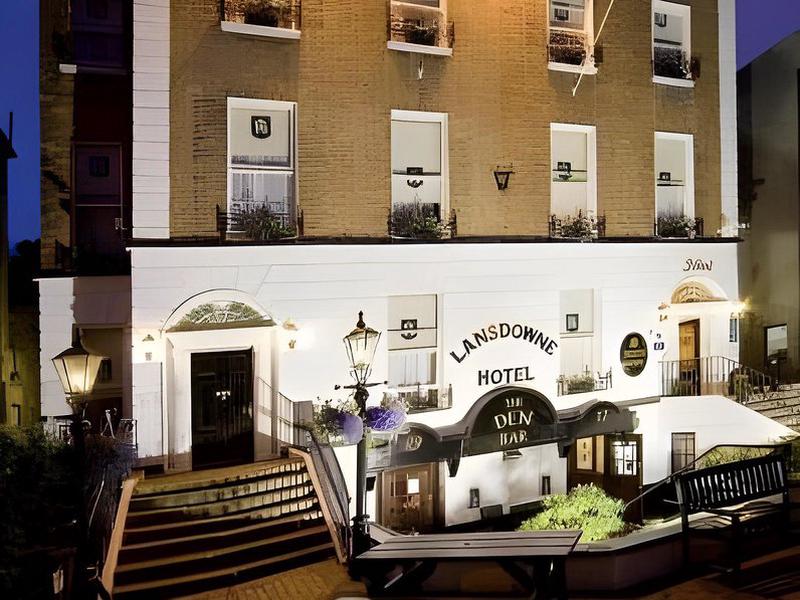 E2ABFAFB66784A08D5C75ECDC3CC7003