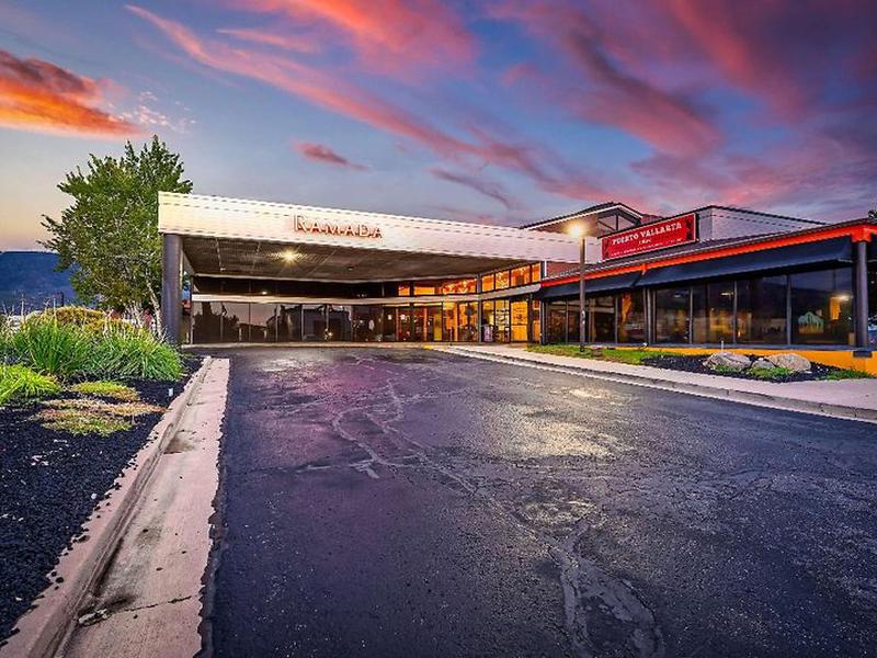 E37263E91C3F6C71AD200A24AEE75B70