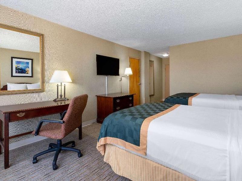 EBBC0565E94F7DC46DEEDBF9E9DB2D24