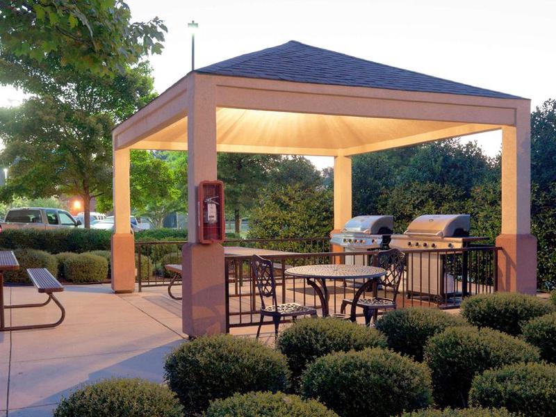 DAB603F16AEF229059ADBE2D4F2E1B30