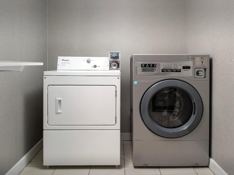 28E32B7A2849727894C23D21201C9B57