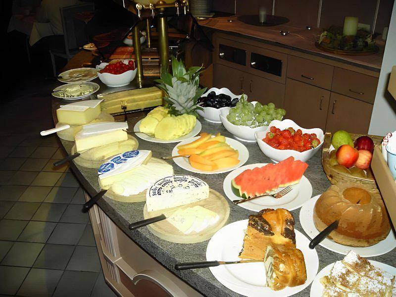 3DEE9901452A104FE8252400DF5A791D