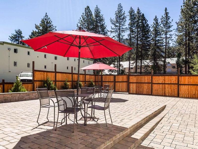 2F85CFB027C8AF56D32F0A5D197DC9CA