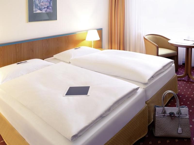 CD0560F6121C00130FAF7EF22747CD62