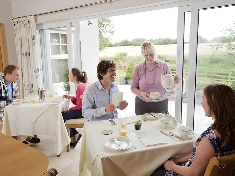 8A3CA1F862935321F5BE82D95102B101