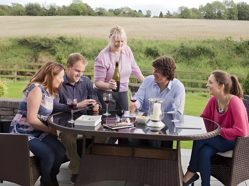 2B5DE2F6188D83AAF38DD1B7F044F6BE