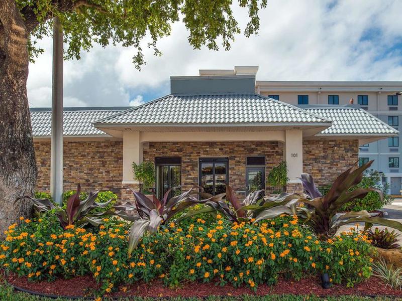 EAA5B6469278F23C0BCAD7C9BFAC041C