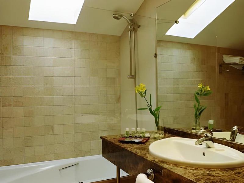 405740BECCE1523A4A1EE1BA59F9BACD