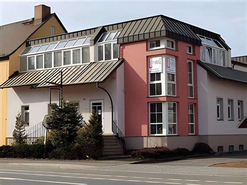 17AC5B43276A26644CCE6F1CA287ABED