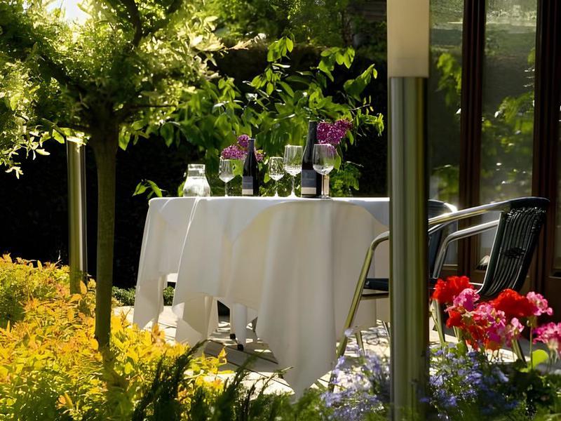 32EDE710B5E095A25E173998A598164D