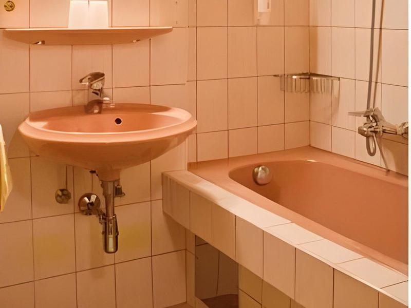 F2FF76D12208BDC0B65D1AB9F461AD3A