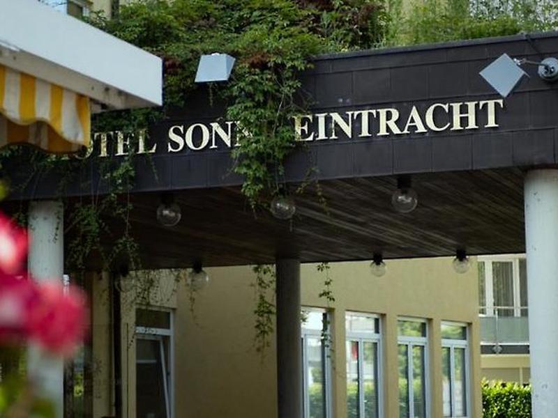 2E40C8DD20D832DF17DAB6928DAD7029