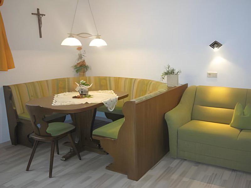 7F86AD5898B85B85423DC9BDEFDEAE88