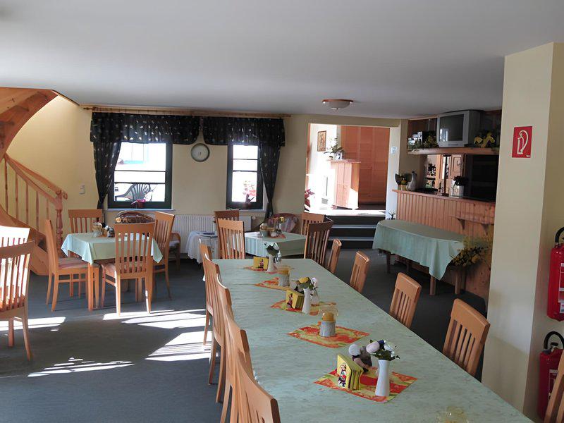 18C5F4709DA2DBEF863969976BA9CB5D