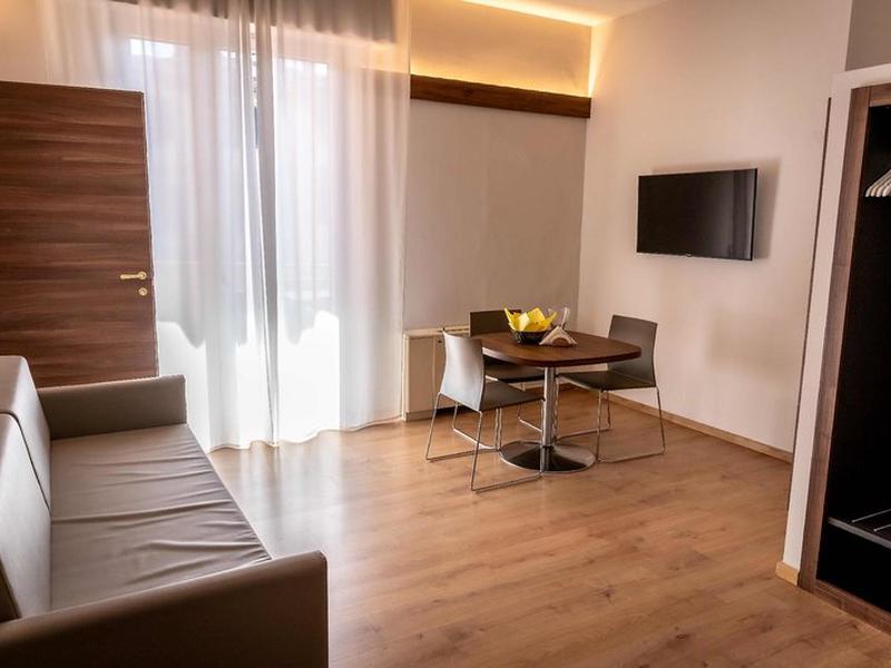 AF87B3C91D266812729DA2772D1BB42A