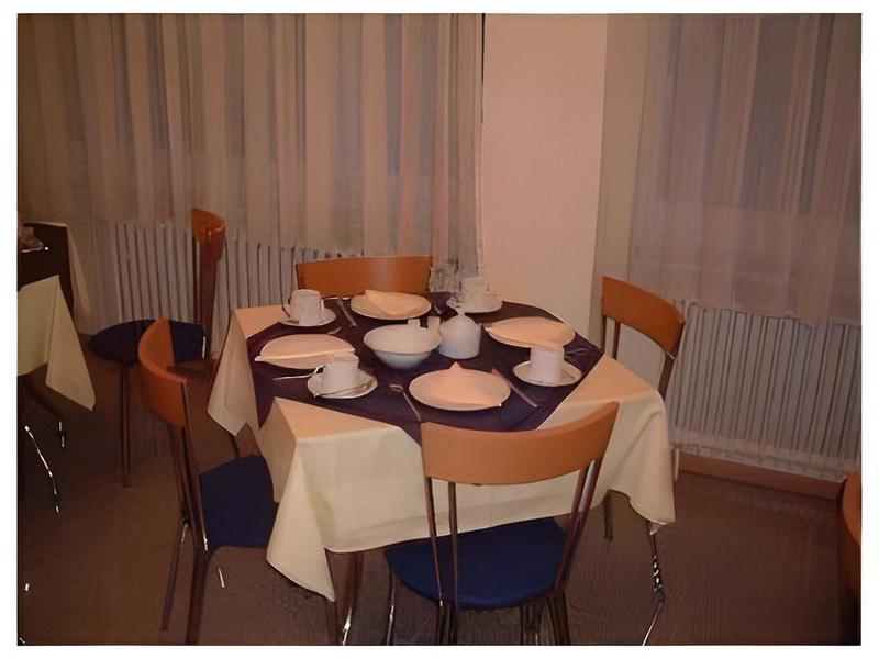 20E2B5450731E28D15557D00637B53E6