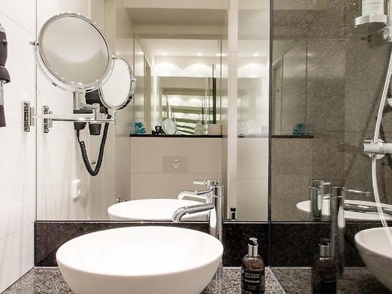 79289DB3502D9A5DCFF03E3EF6C6E4B0