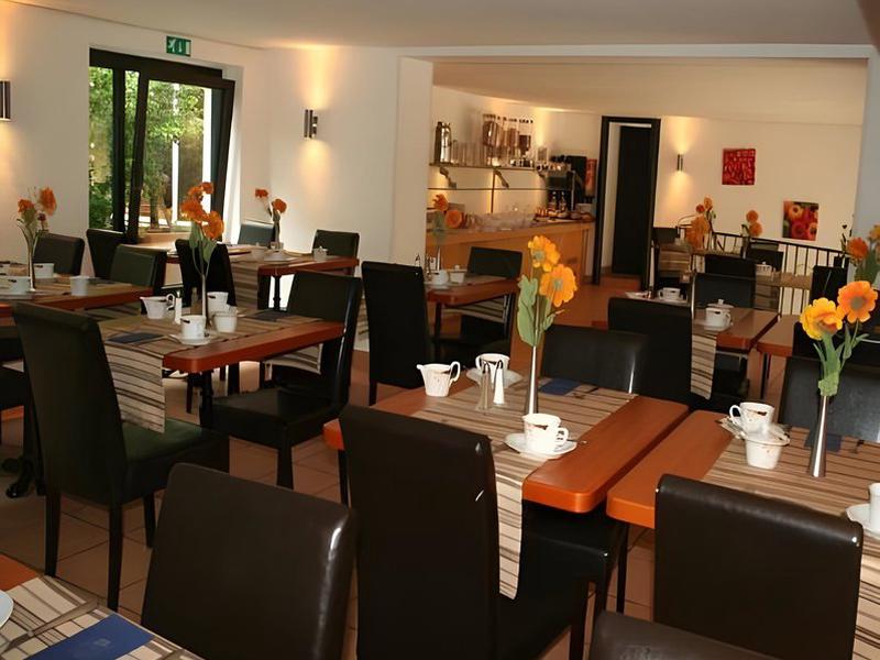 8EF833E698B087EEAEFB3424AFE5A37B