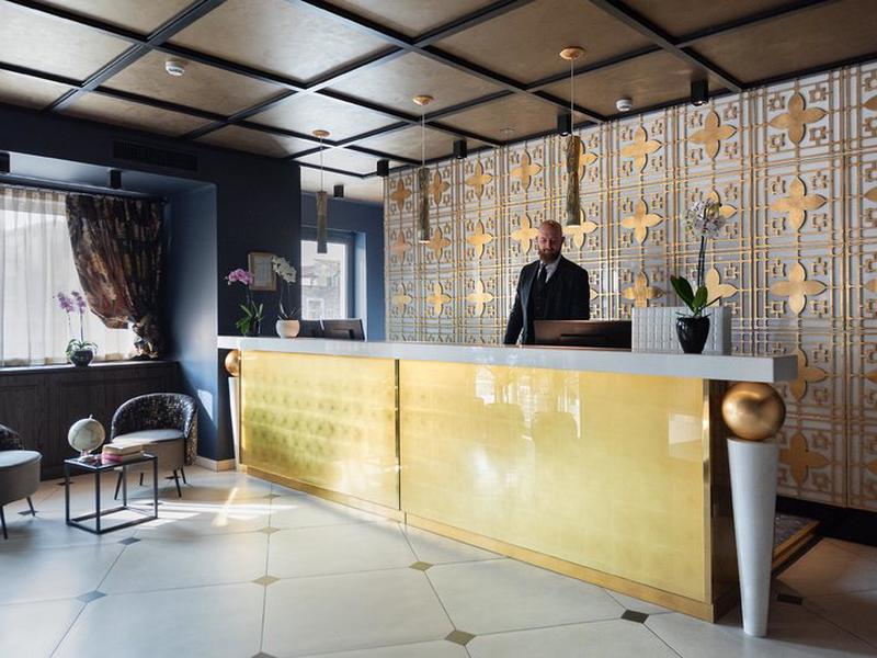 CCCC6AB5628CCA1393E17F6461DEEF33