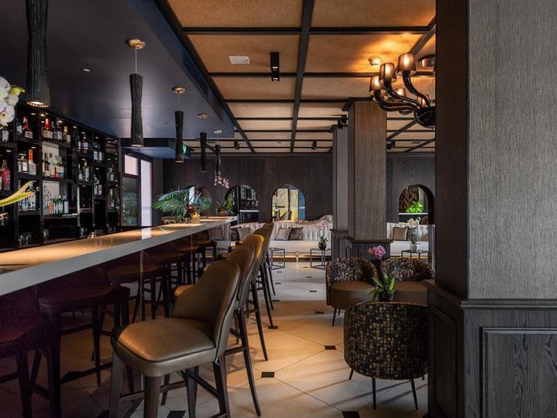 10D5F90C1487BA37F5F38E2F9917E016