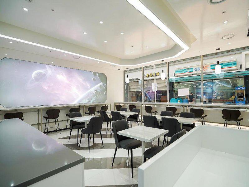 781ACC371683B5EED3FB810667A831C8