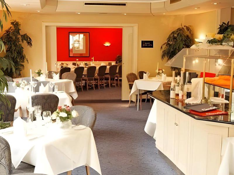 EE6C6A9934AB1FD9B7A47FE8B53CC741