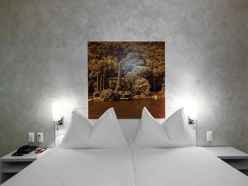 B13612C1D73F271FF960240A128EE0DE