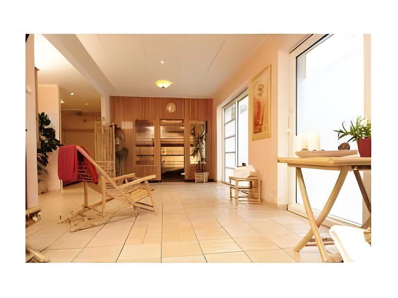 90747FD1022425C4B50F4BFEDD03051A